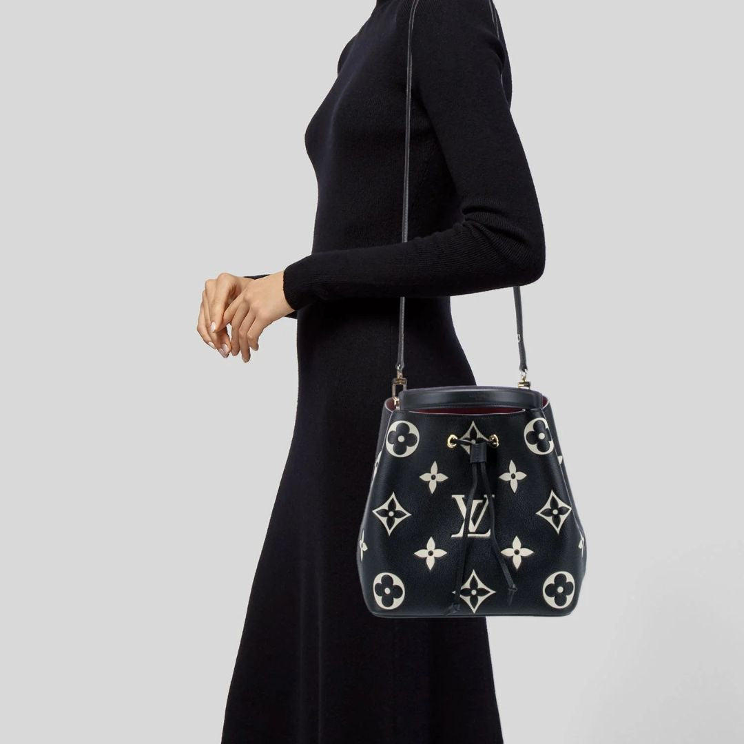 Louis Vuitton NéoNoé MM bucket bag